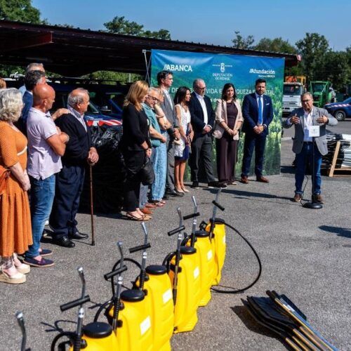 A Deputación de Ourense xestiona a entrega de equipos de extinción