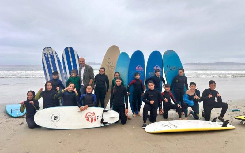 Mos e O Porriño combinan surf con educación ecolóxica
