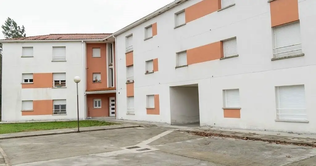 Tui aposta pola vivenda de alugueiro social