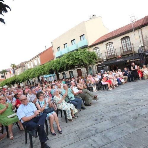 Arbo celebra as Vodas de Ouro de 22 parellas