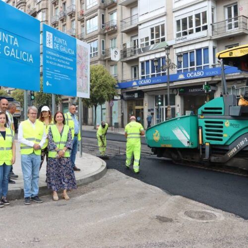 Asfaltado da rúa Progreso en Ourense
