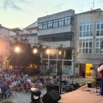 Os Grupos Monfortinos traen a música en directo