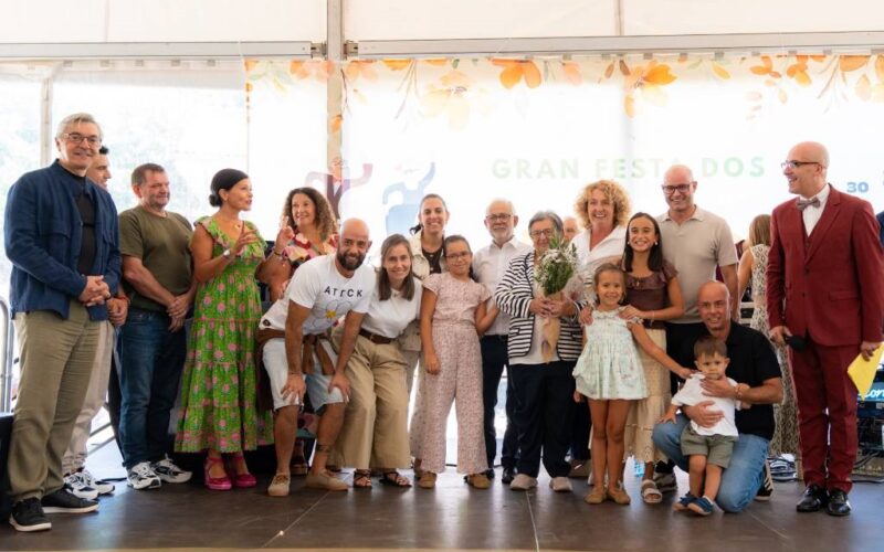 Mos celebrou a Gran Festa de Maiores coas Vodas de Ouro de 56 parellas