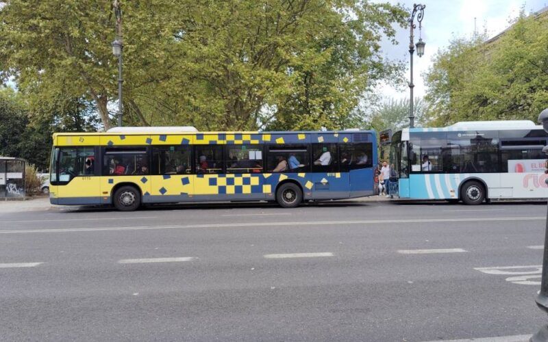 O PSOE de Ourense lamenta que o servizo de transporte urbano continúe en precario