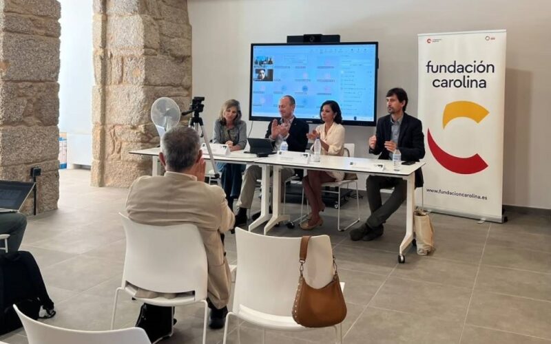 Intelixencia Artificial, Comunicación e Marketing nas aulas UNED en Ponteareas