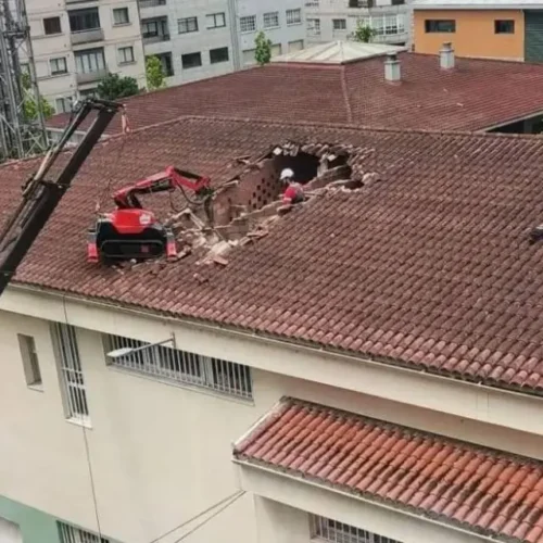 A oposición de Ponteareas informa sobre unha sanción de 80.000€ ao Concello pola demolición da escola infantil