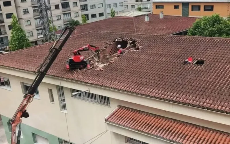 A oposición de Ponteareas informa sobre unha sanción de 80.000€ ao Concello pola demolición da escola infantil