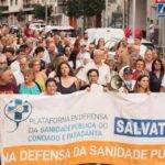 Salvaterra sae á rúa en defensa do seu centro de saúde