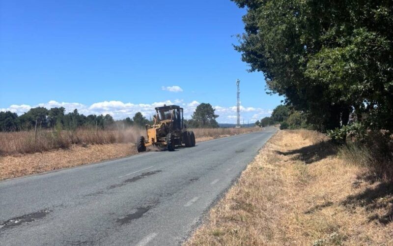 Melloras na estrada entre Sober e Doade