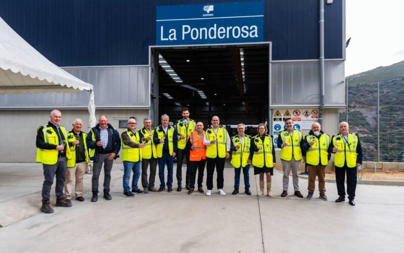 A nova fábrica de Cafersa inaugurouse en Valdeorras