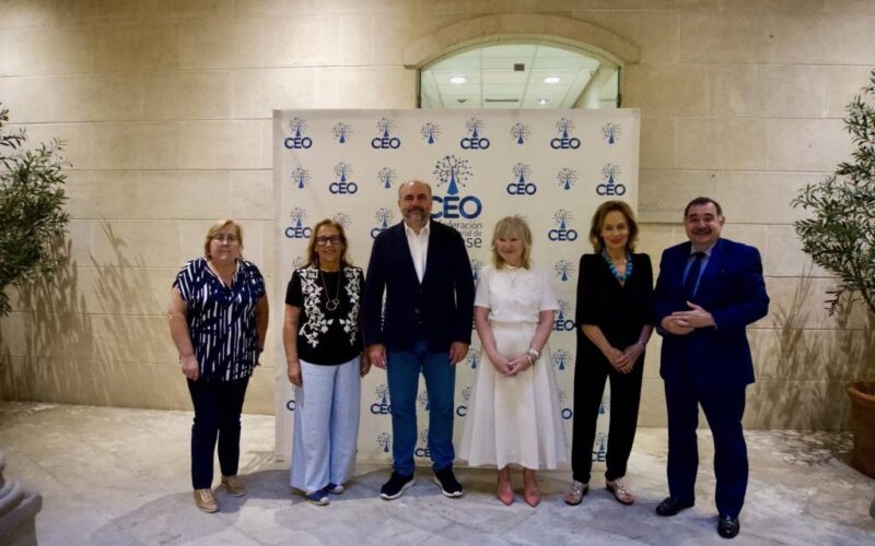 A CEO e Mirada Abrandases +60 exploran vías de colaboración