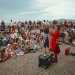 A poesía e a cultura popular danse cita no Condado
