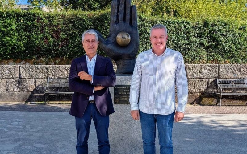 A Caniza recibe ao novo Cónsul Honorario de México en Galicia