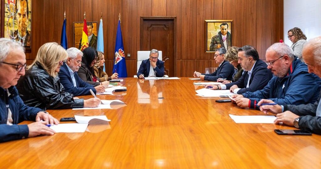 A Deputación de Ourense aproba subvencións para nove Concellos e dúas entidades