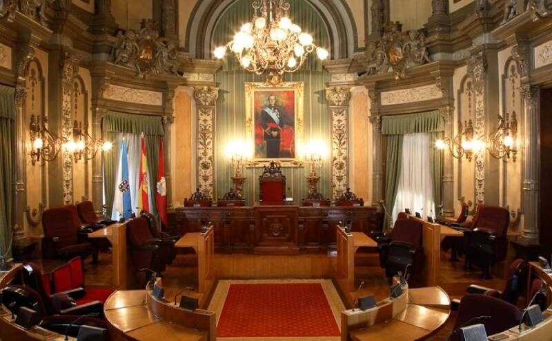 PP, PSOE e BNG abandonan o Pleno do Concello de Ourense por “dignidade” e estudan a adopción de medidas