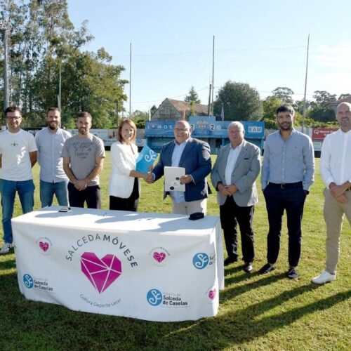 Céspede artificial para o campo de fútbol da Gándara en Salceda